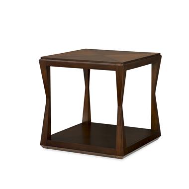 Paragon Club DeCoeur Chairside Table